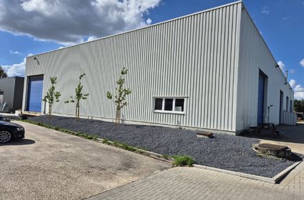 Industrieel gebouw te huur in Kaulille