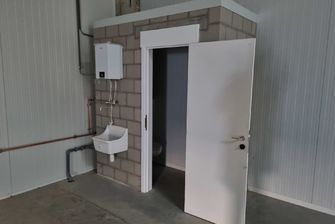 Industrieel gebouw te huur in Maaseik