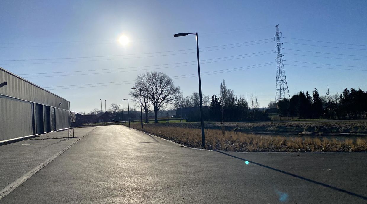 Industrieel gebouw te huur in Maaseik