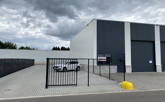 Industrieel gebouw te huur in Maasmechelen