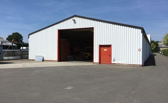 Industrieel gebouw te huur in Meeuwen-Gruitrode