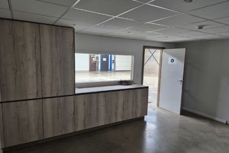 Industrieel gebouw te huur in Meeuwen-Gruitrode