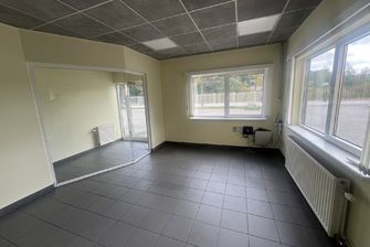 Industrieel gebouw te huur in Opglabbeek
