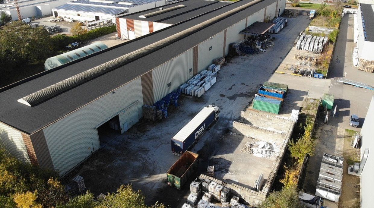 Industrieel gebouw te huur in Opglabbeek