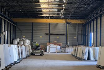 Industrieel gebouw te huur in Opglabbeek