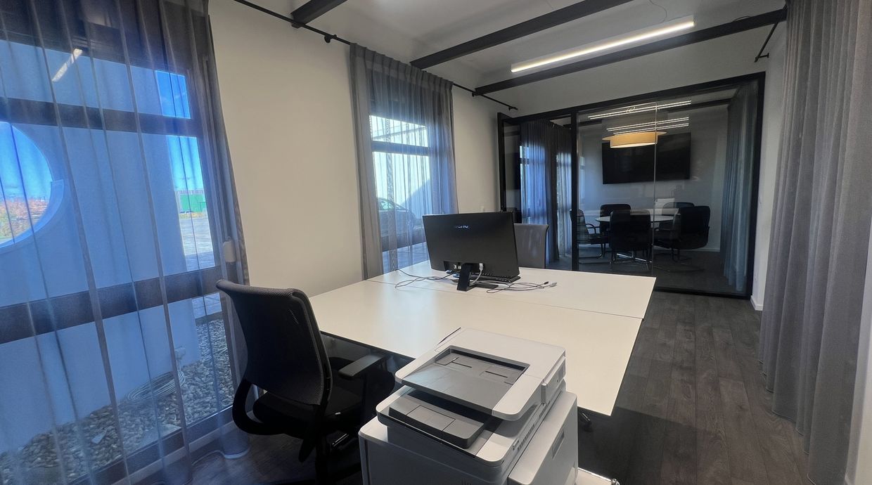 Industrieel gebouw te huur in Opglabbeek