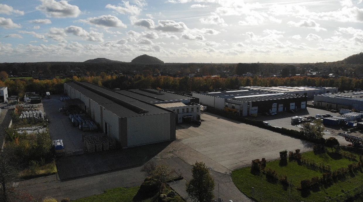 Industrieel gebouw te huur in Opglabbeek