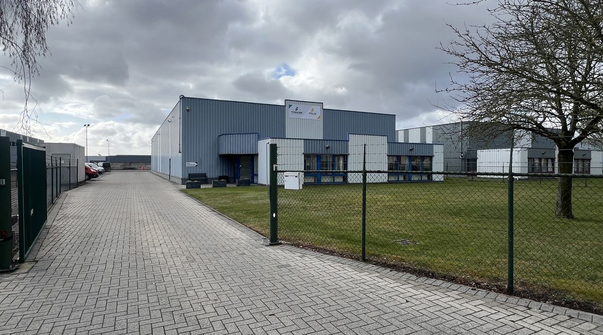 Industrieel gebouw te huur in Opglabbeek