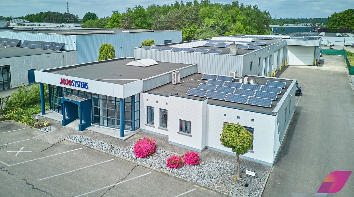 Industrieel gebouw te huur in Opglabbeek