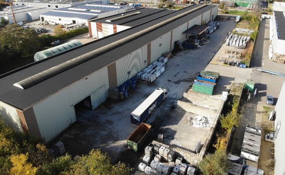 Industrieel gebouw te huur in Oudsbergen