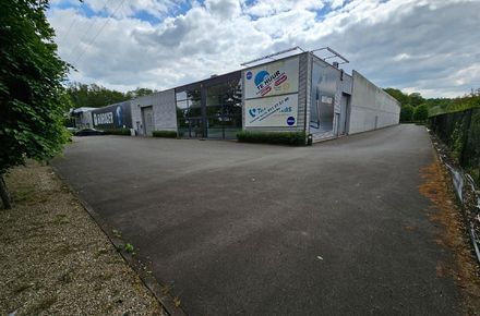 Industrieel gebouw te huur in Tessenderlo