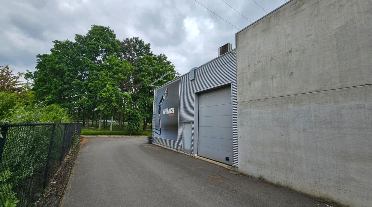 Industrieel gebouw te huur in Tessenderlo