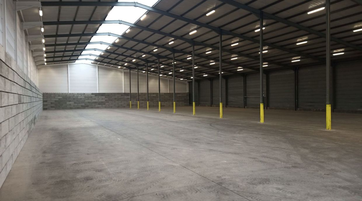 Industrieel gebouw te huur in Tienen