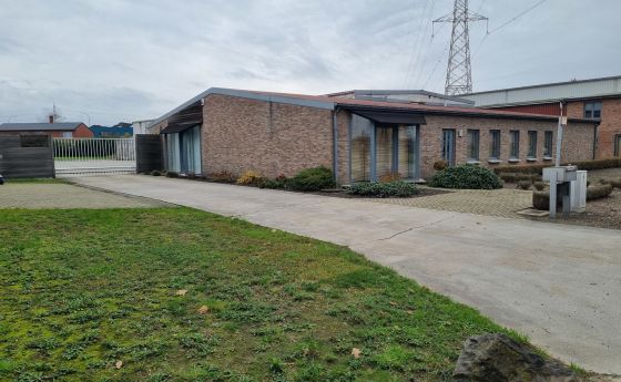 Industrieel gebouw te koop in Bree