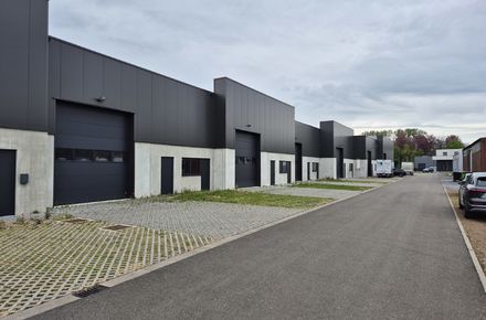 Industrieel gebouw te koop in Bree