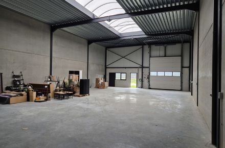 Industrieel gebouw te koop in Bree