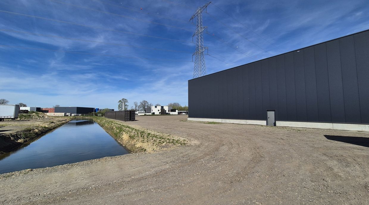 Industrieel gebouw te koop in Bree
