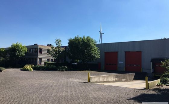 Industrieel gebouw te koop in Genk