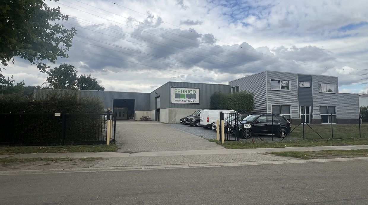 Industrieel gebouw te koop in Genk