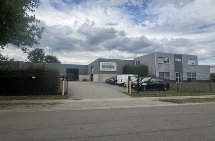 Industrieel gebouw te koop in Genk