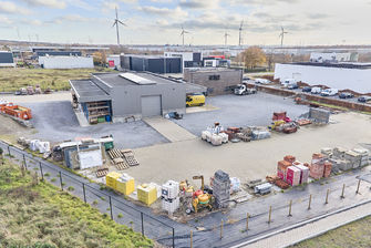 Industrieel gebouw te koop in Genk