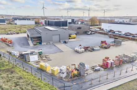 Industrieel gebouw te koop in Genk