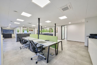 Industrieel gebouw te koop in Genk