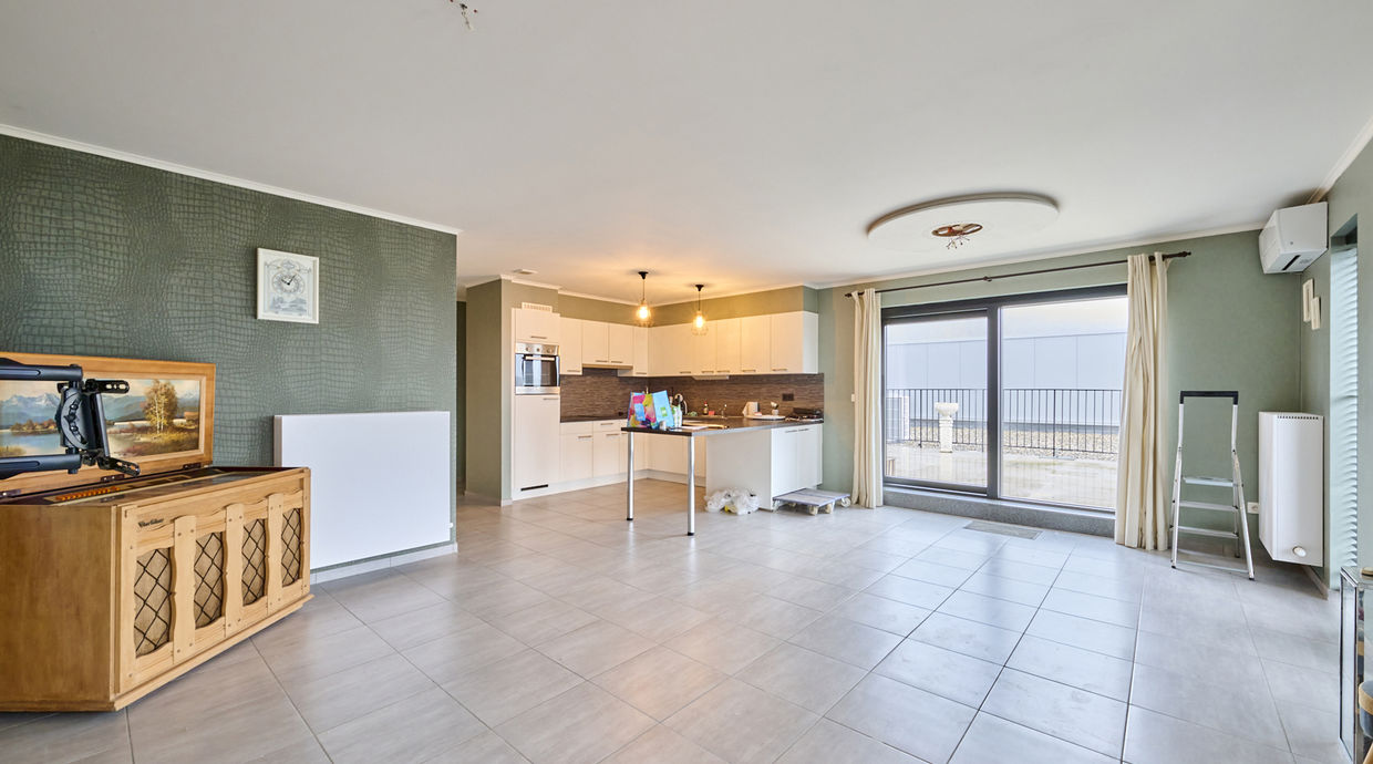 Industrieel gebouw te koop in Genk