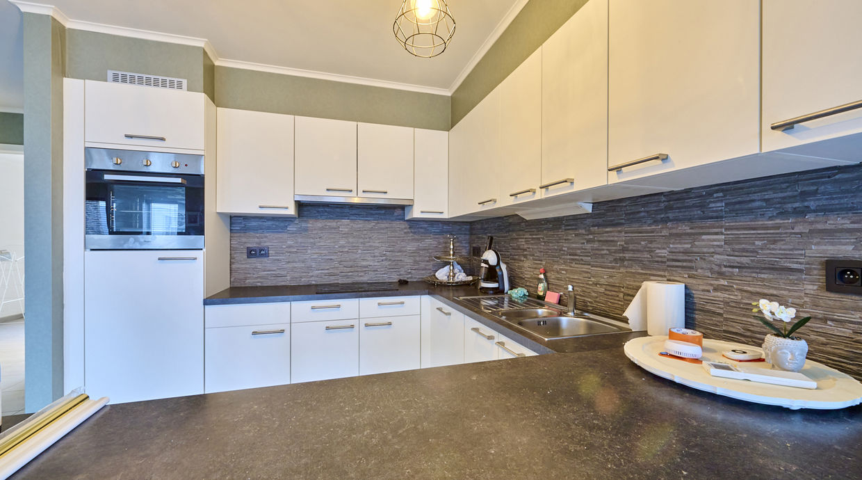 Industrieel gebouw te koop in Genk