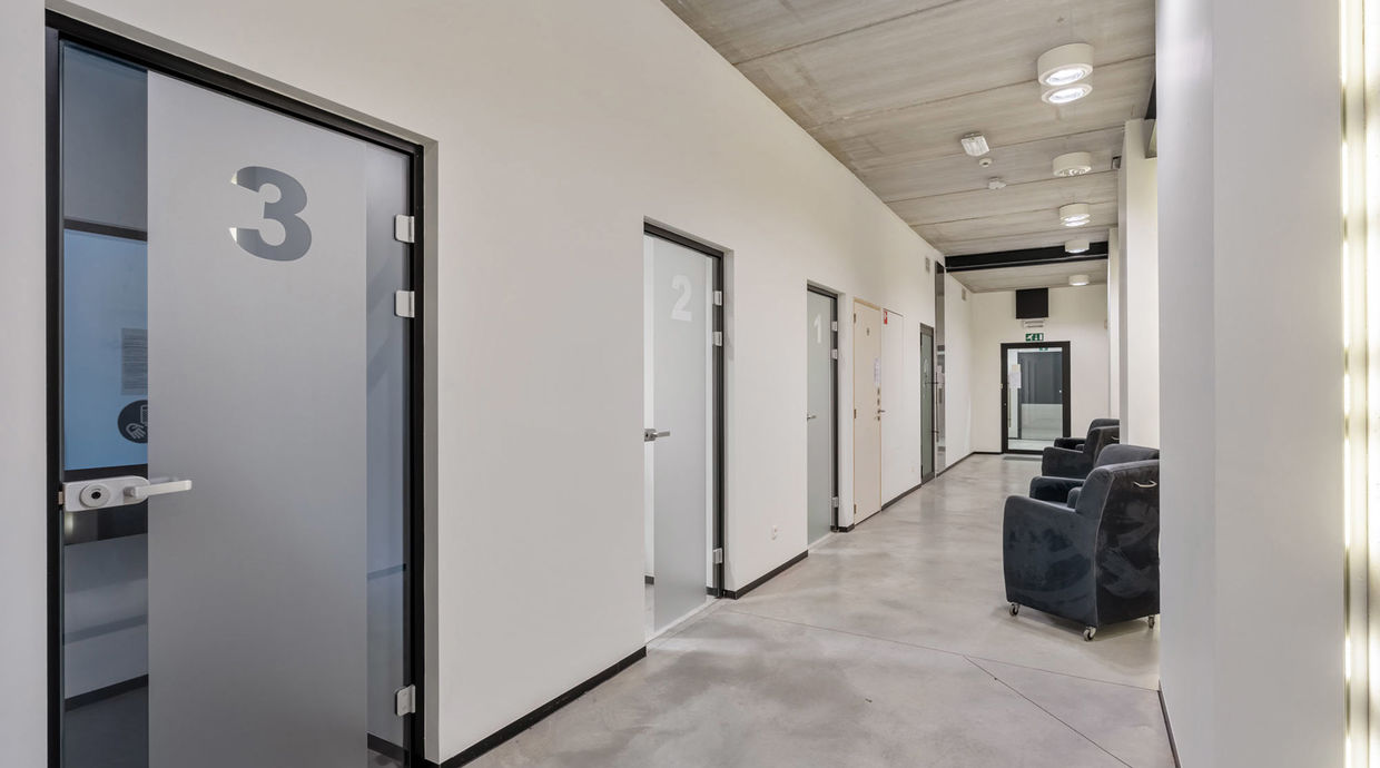 Industrieel gebouw te koop in Genk