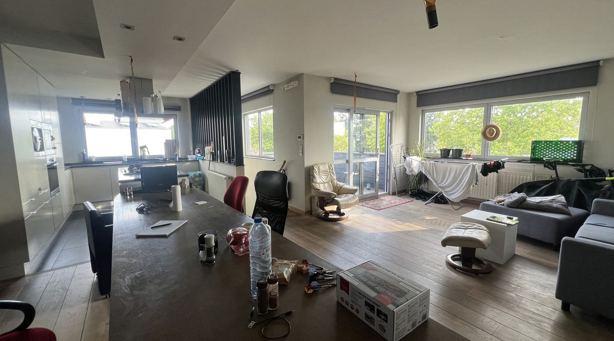 Industrieel gebouw te koop in Genk