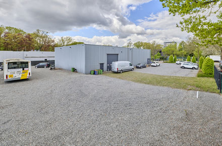 Industrieel gebouw te koop in Genk