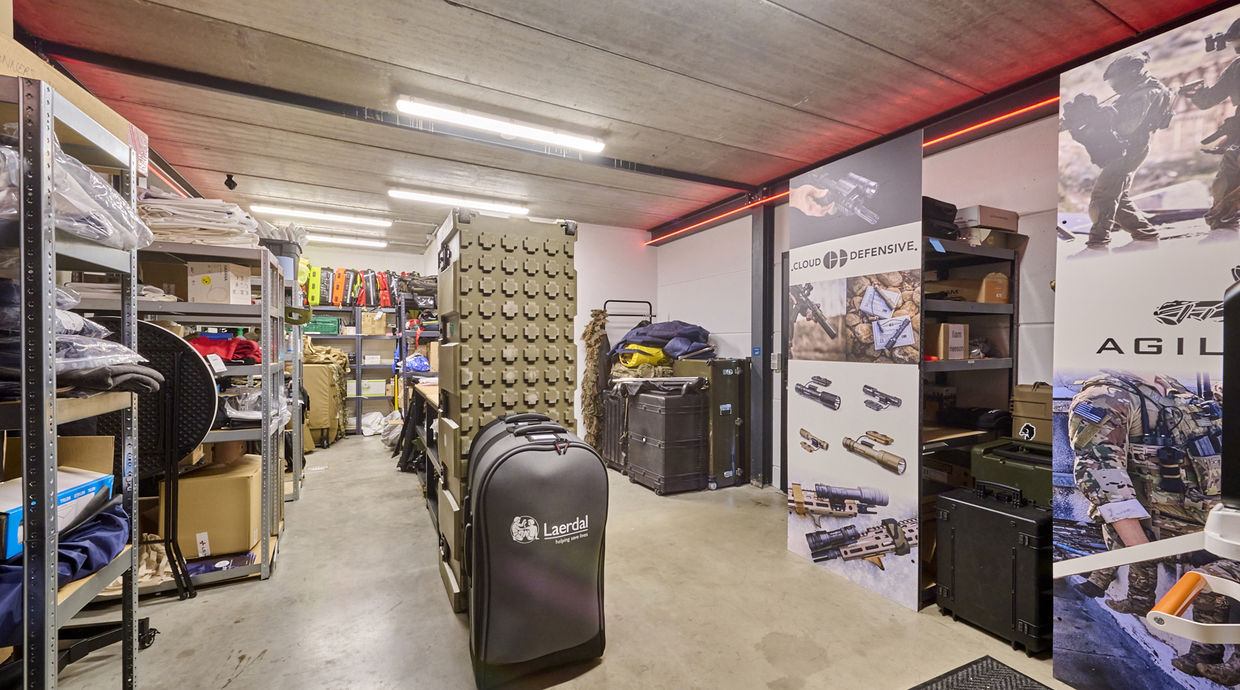 Industrieel gebouw te koop in Genk