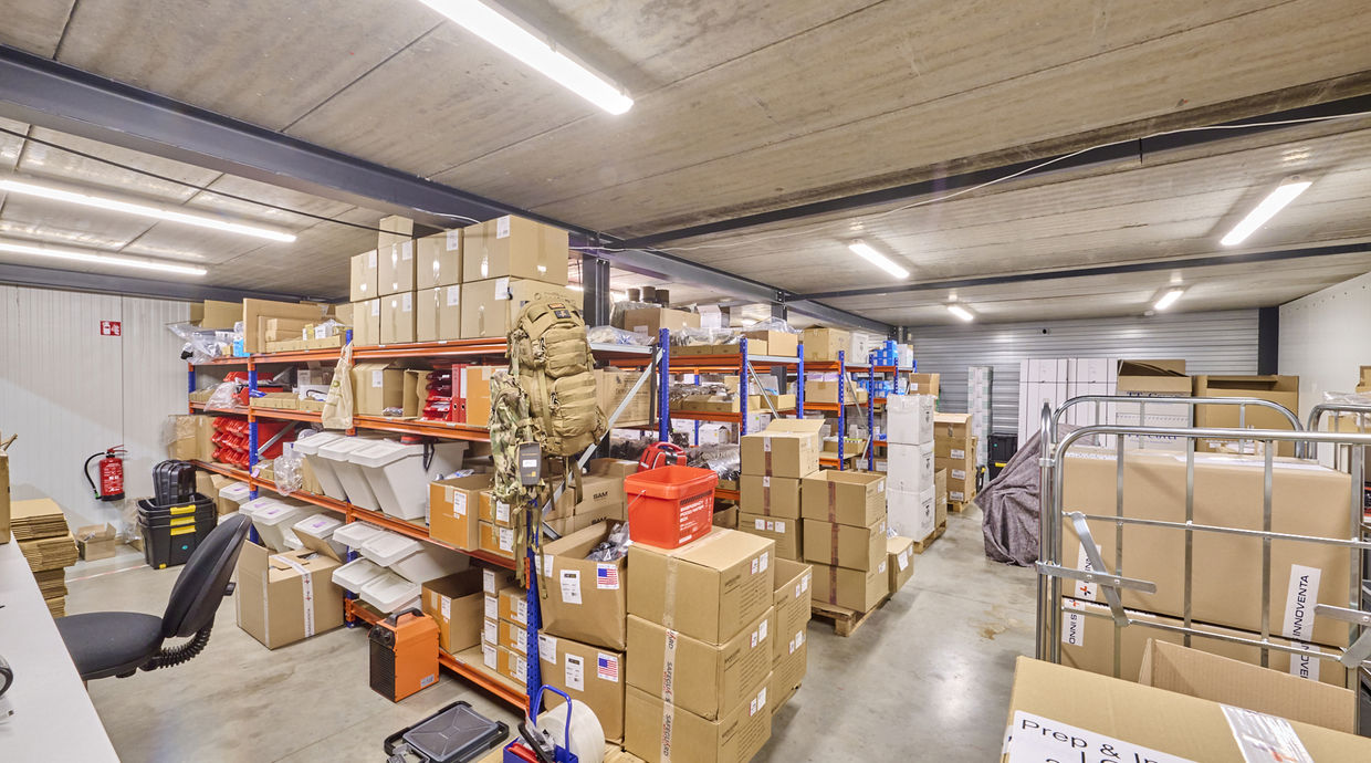 Industrieel gebouw te koop in Genk