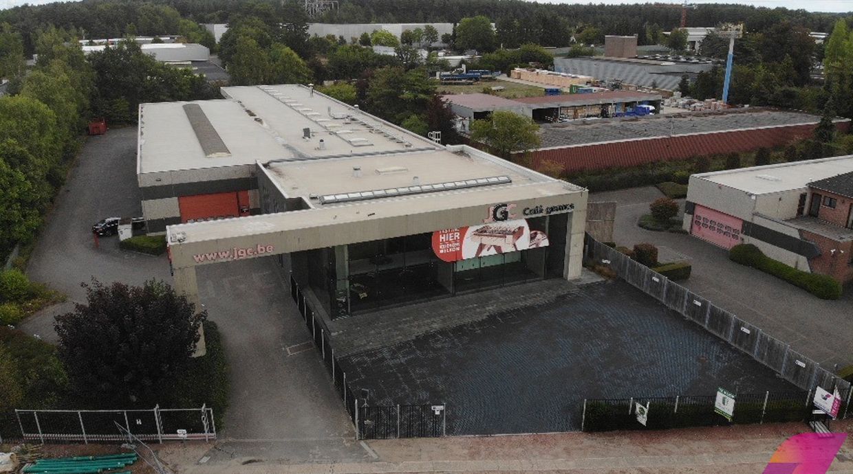 Industrieel gebouw te koop in Genk