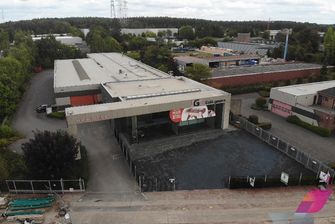 Industrieel gebouw te koop in Genk