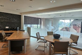 Industrieel gebouw te koop in Genk