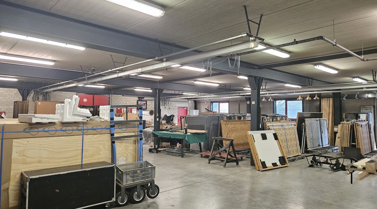 Industrieel gebouw te koop in Genk