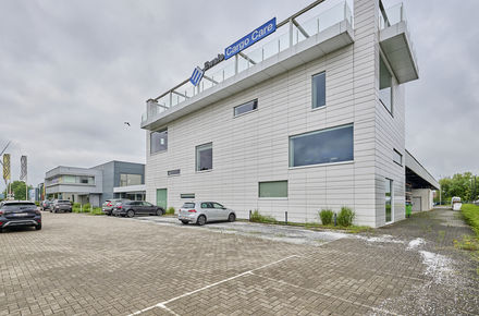 Industrieel gebouw te koop in Genk