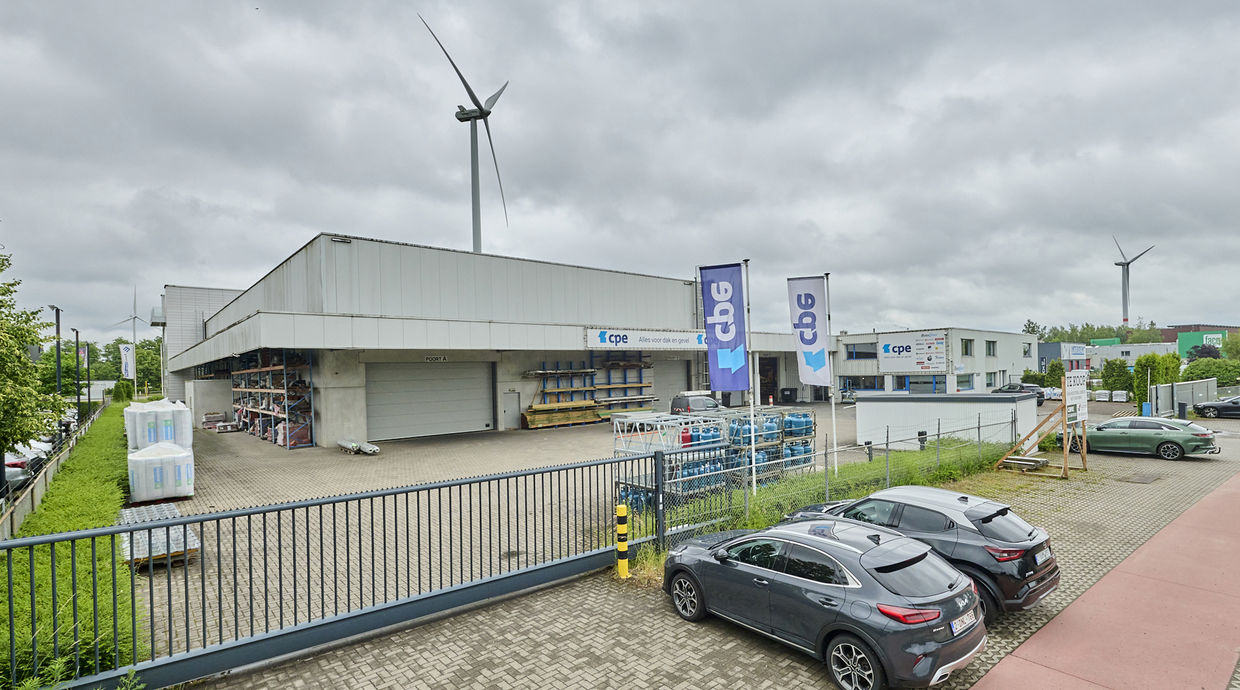 Industrieel gebouw te koop in Genk