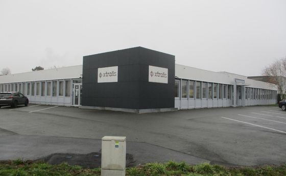 Industrieel gebouw te koop in Harelbeke