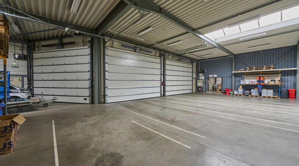 Industrieel gebouw te koop in Opglabbeek