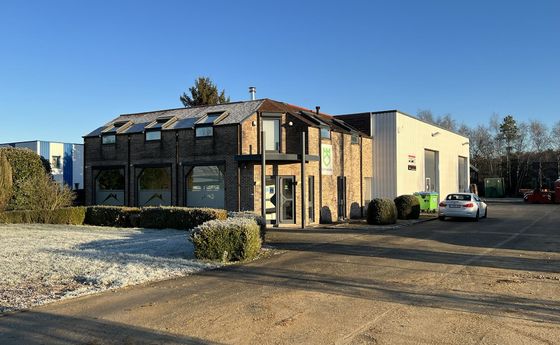 Industrieel gebouw te koop in Oudsbergen