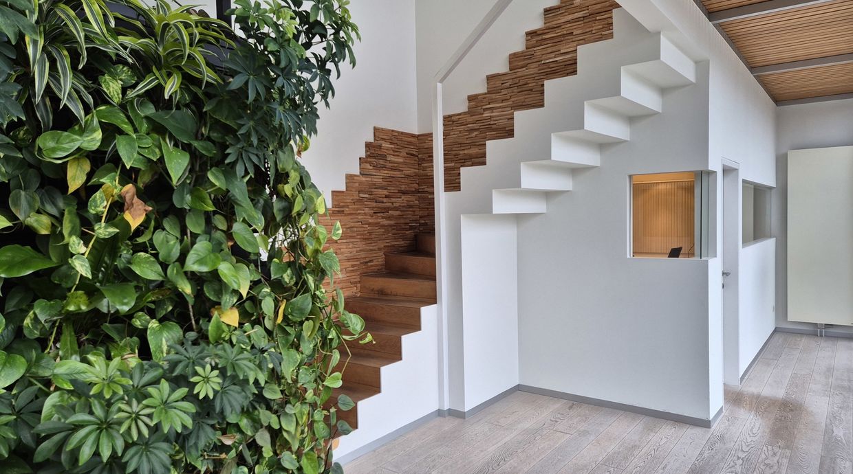 Industrieel gebouw te koop in Oudsbergen