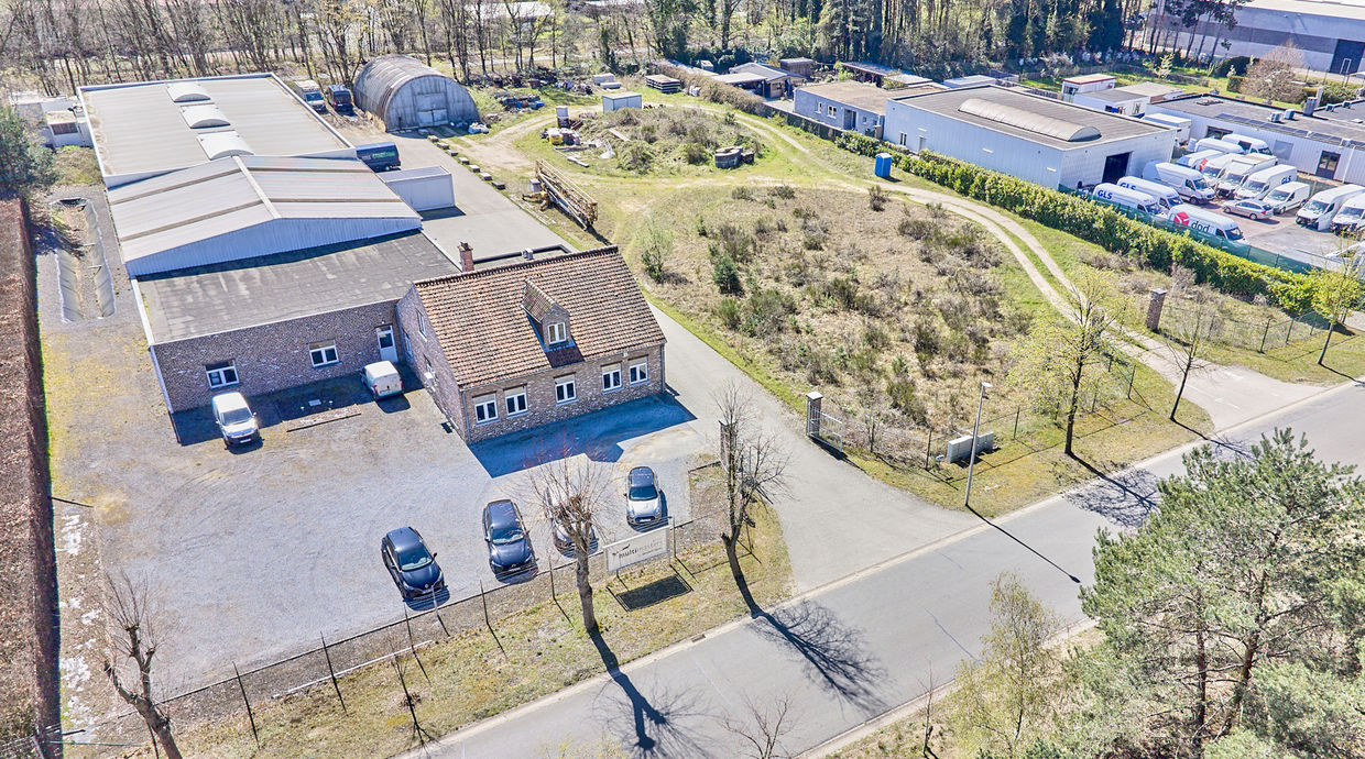Industrieel gebouw te koop in Zonhoven