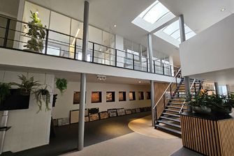 Kantoorgebouw te huur in Genk