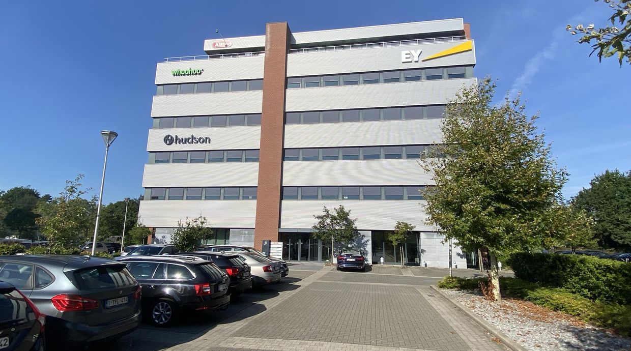 Kantoorgebouw te huur in Hasselt
