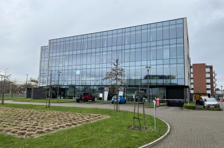 Kantoorgebouw te huur in Hasselt