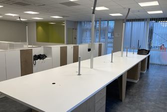 Kantoorgebouw te huur in Hasselt