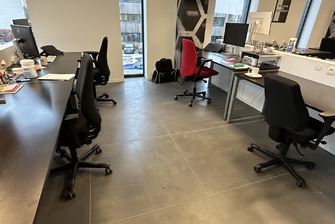 Kantoorgebouw te huur in Hasselt